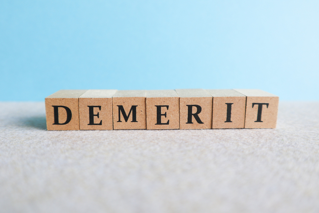 黒いガルバリウム鋼板のデメリット