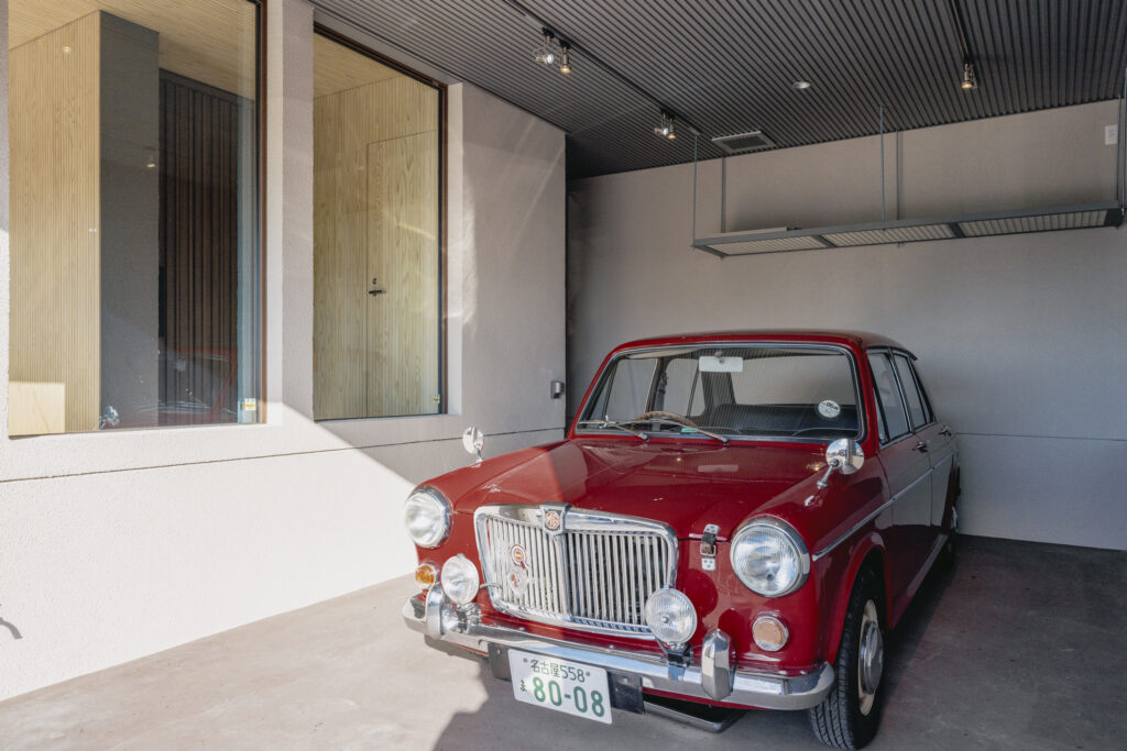 ジャパンディスタイルのビルトインガレージ