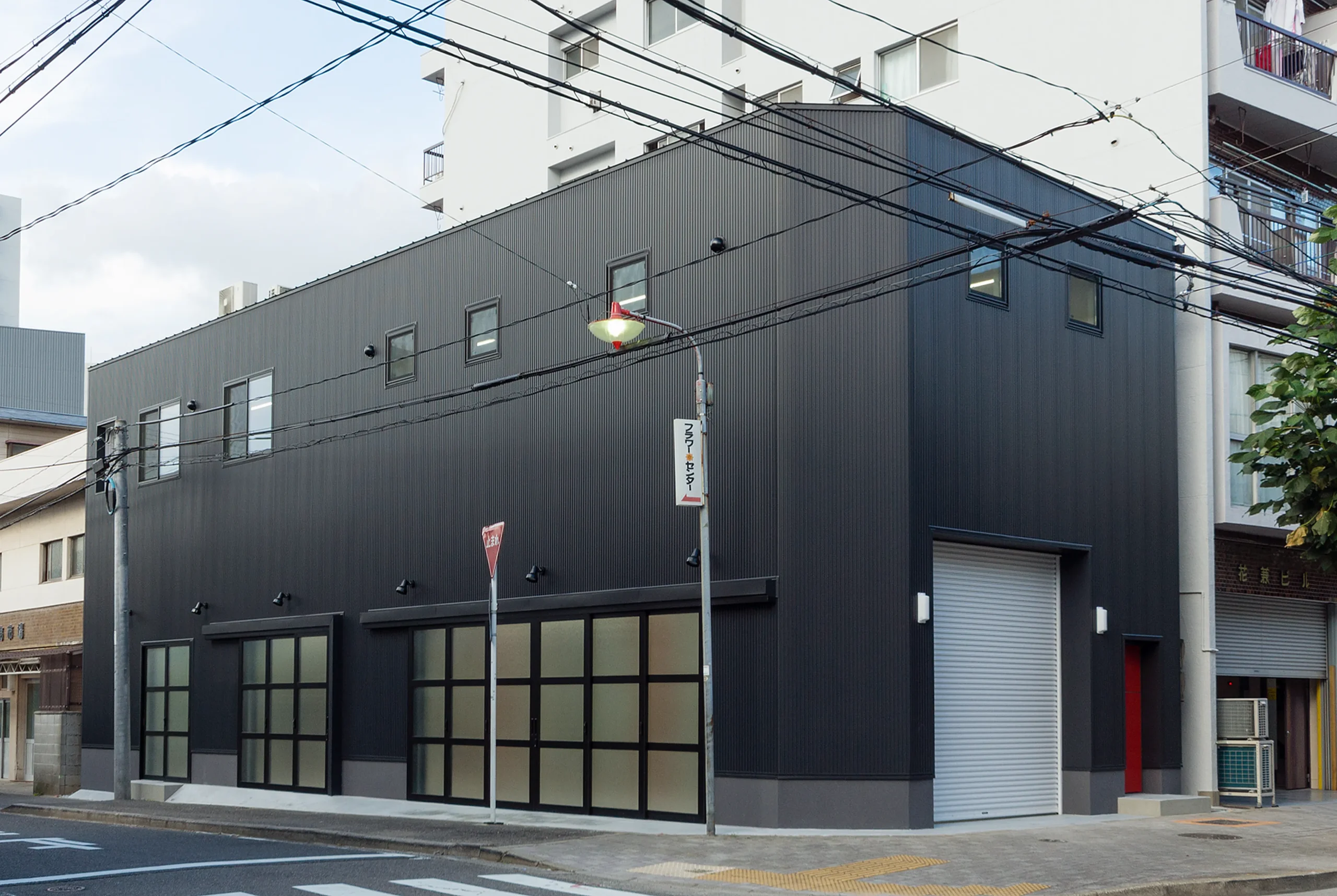 （株）花春生花地方卸売市場